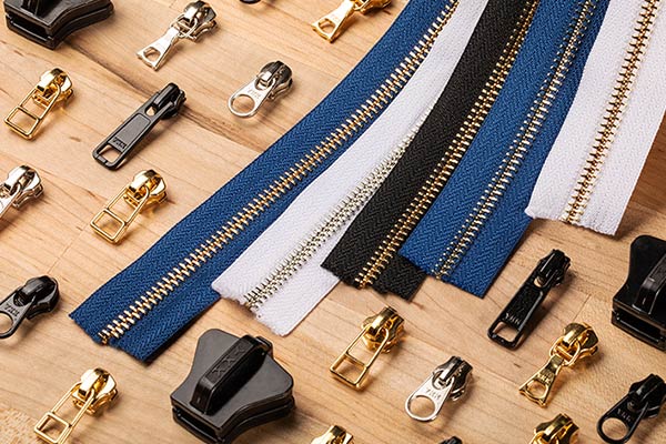 Perbezaan antara zip bahan yang berbeza