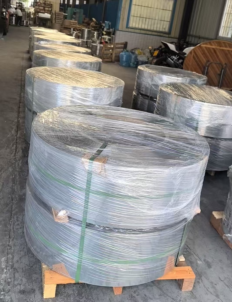 Penghantaran Kilang Boleh Dipercayai Selesai: Pemuatan Forklift Memastikan Penghantaran Luar Negara Selamat dan Cepat